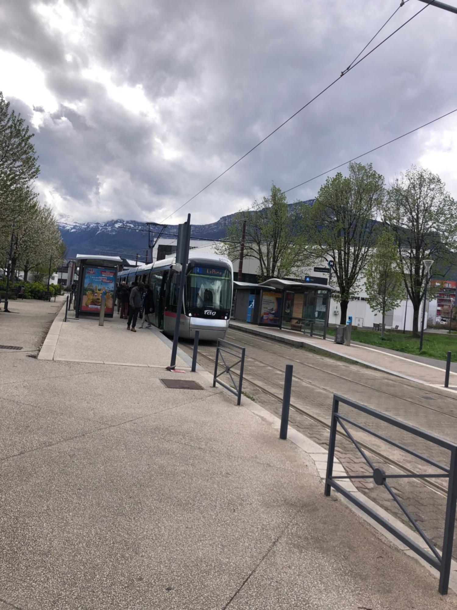Soyeux De La Bruyere/ Grenoble*Parking Gratuit Apartment Bagian luar foto